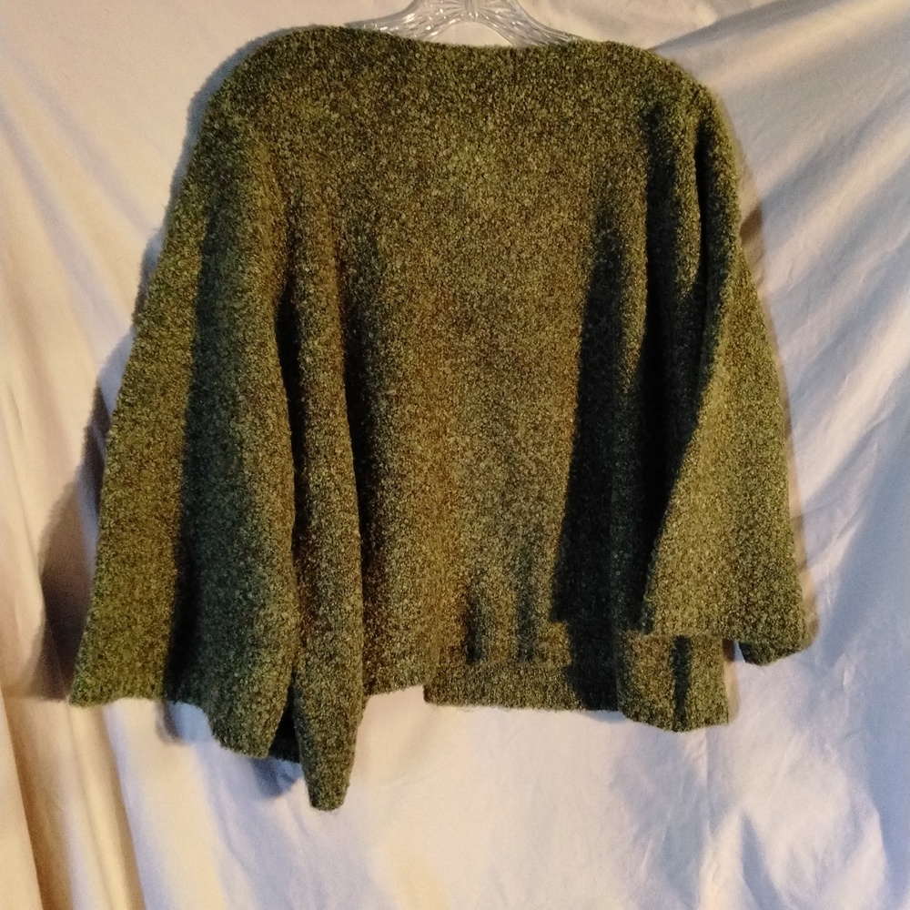 JH Collectibles Olive Green Cardigan - Picture 2 of 7